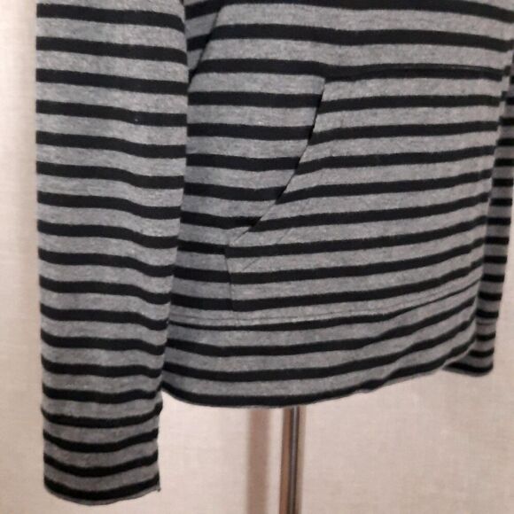Old Navy Henley Hoodie Size Small Charcoal Stripe Y2K Style Kangaroo Pocket Goth - Picture 5 of 15